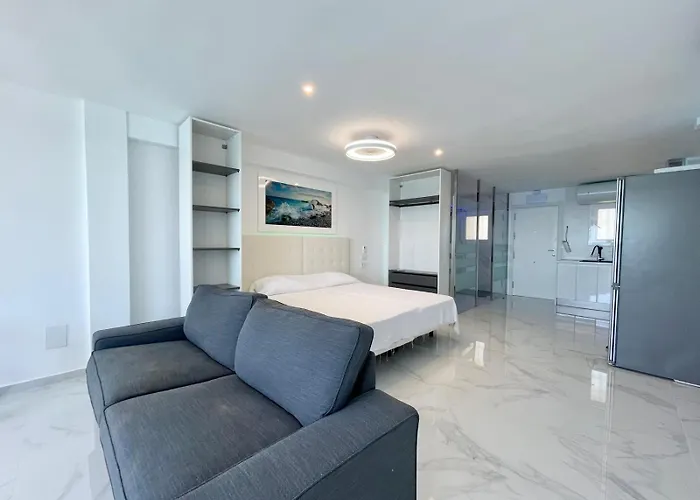 Torre Principado Seafront Studio