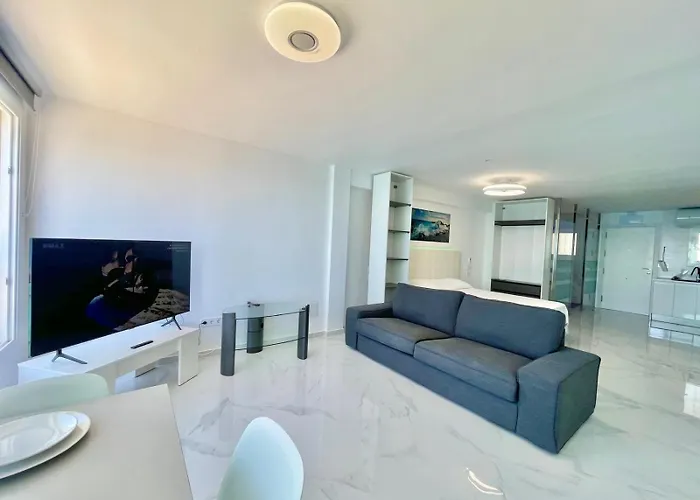 Torre Principado Seafront Studio